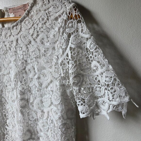 LIKE NEW PHILOSOPHY WHITE LACED TOP SIZE SMALL - Picture 5 of 13